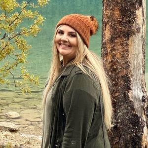 Meet your Posher, Kaitlyn